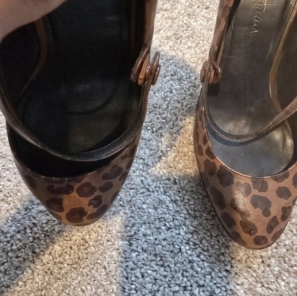 Cole Haan- Leopard Heels - Picture 9 of 10